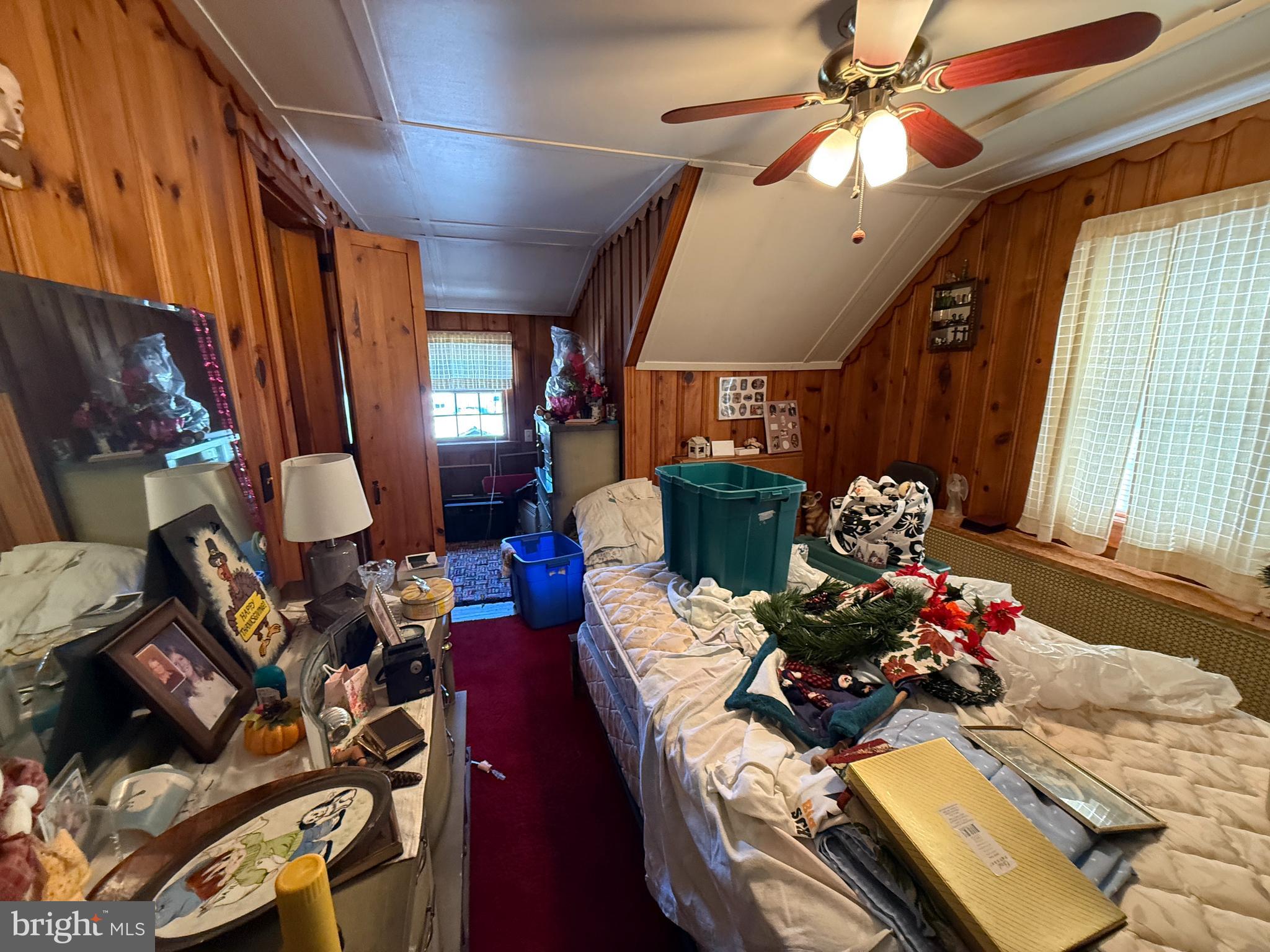 HOMETOWN - Residential