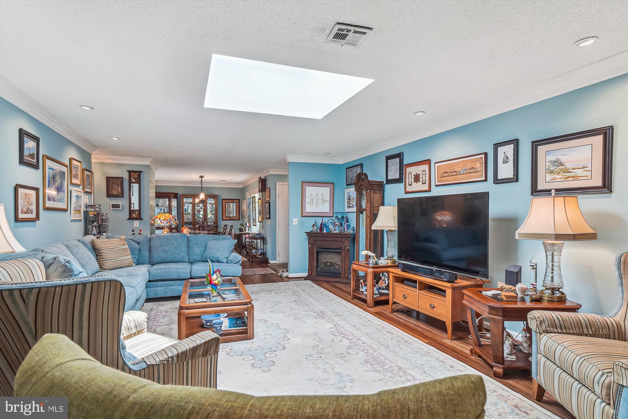 ROSSMOOR MUTUAL #16 - Residential