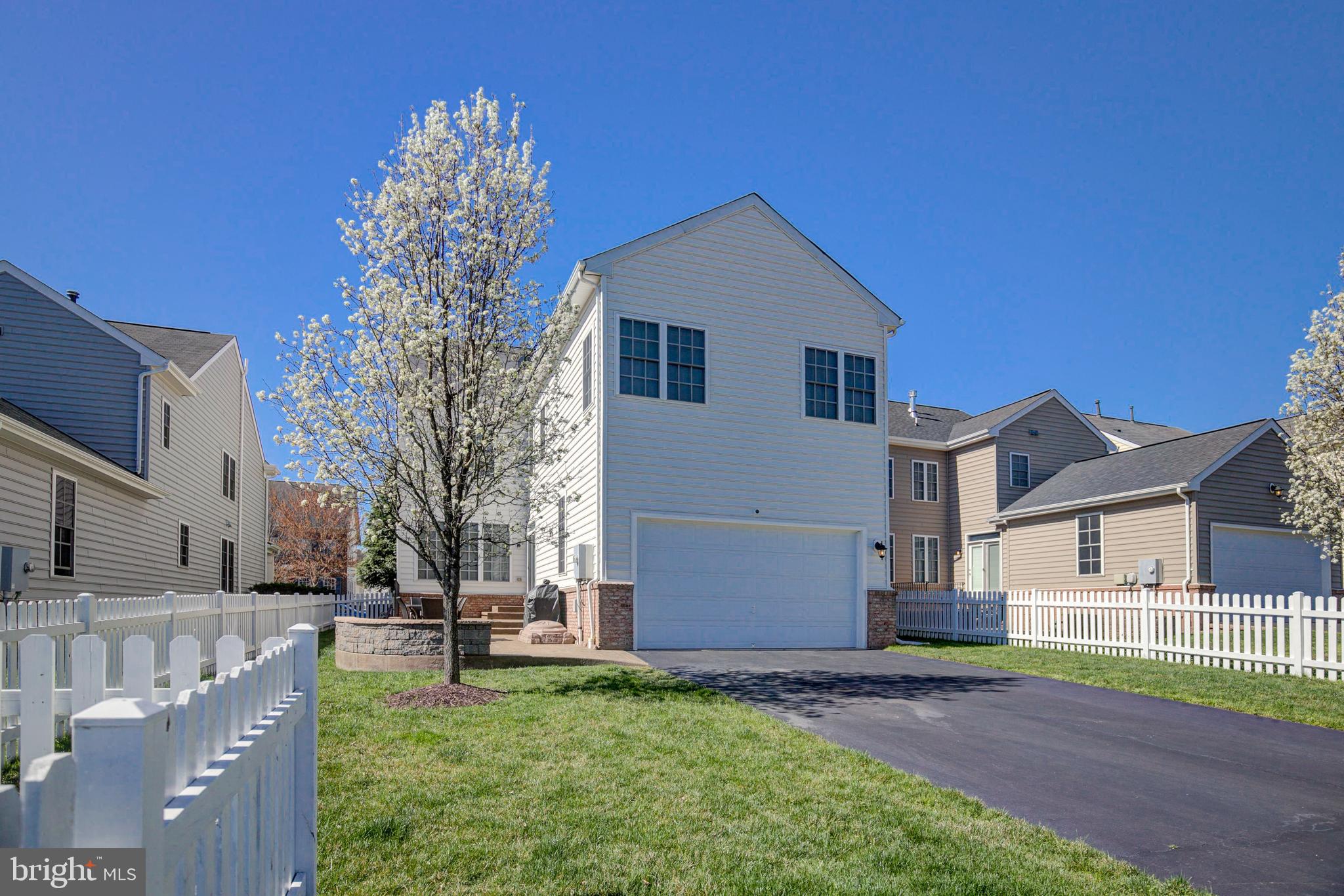 NEW BRISTOW VILLAGE - Residential