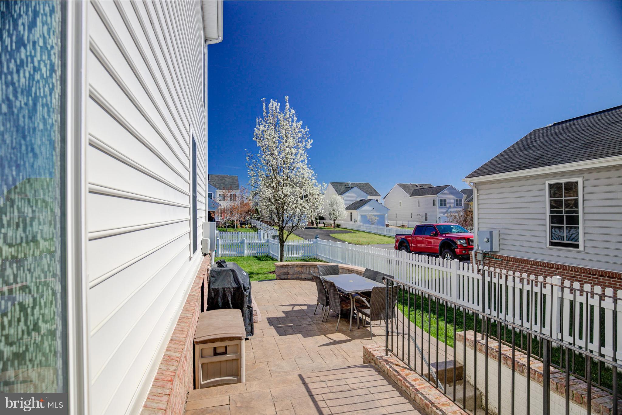 NEW BRISTOW VILLAGE - Residential