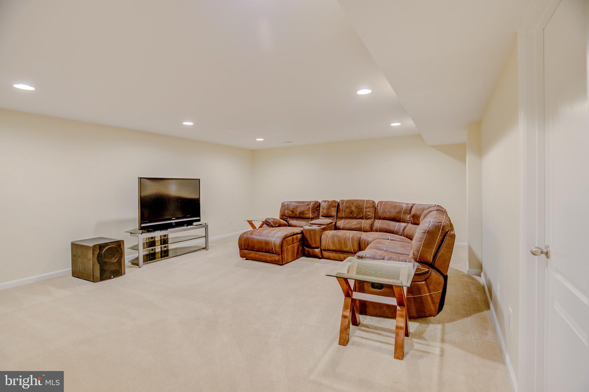 NEW BRISTOW VILLAGE - Residential