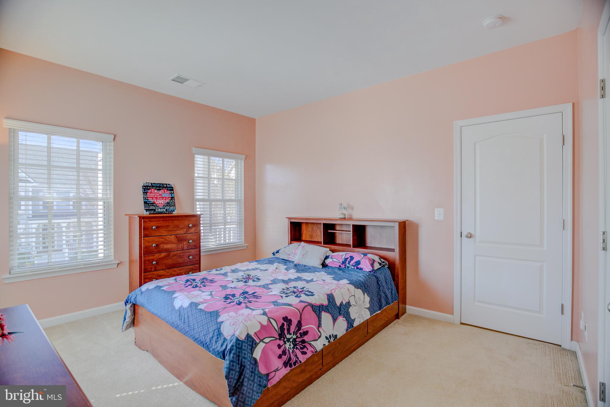 NEW BRISTOW VILLAGE - Residential