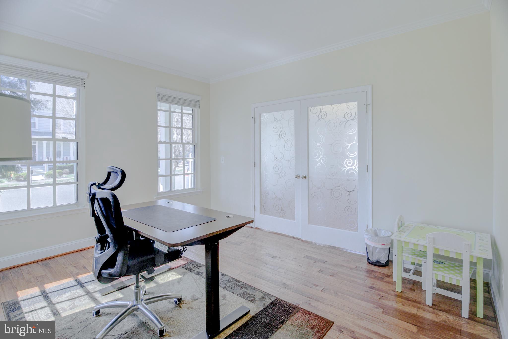 NEW BRISTOW VILLAGE - Residential