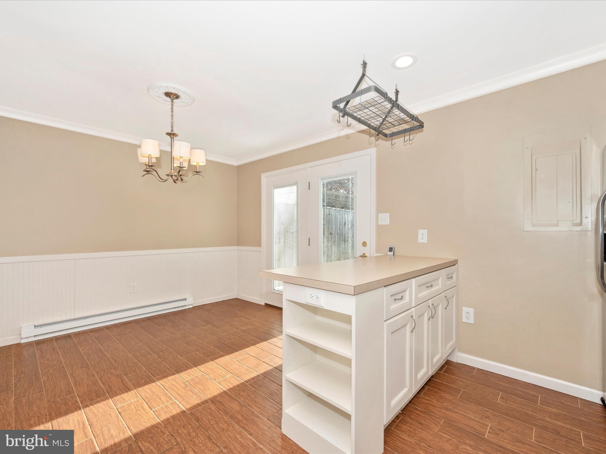 BRUNSWICK HEIGHTS - Residential