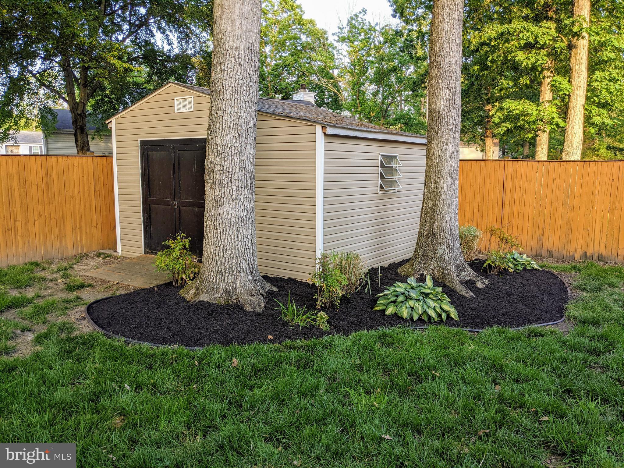 WHITE OAK VILLAGE SUB - Residential