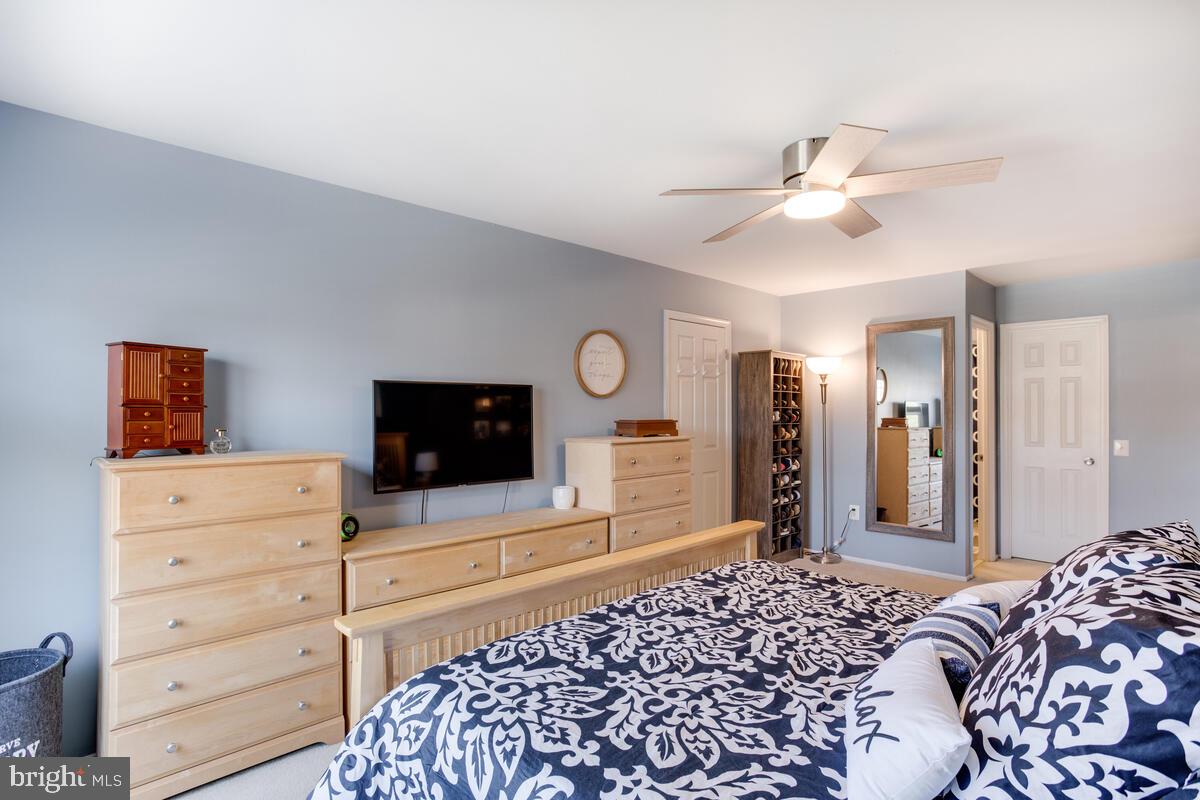 WHITE OAK VILLAGE SUB - Residential