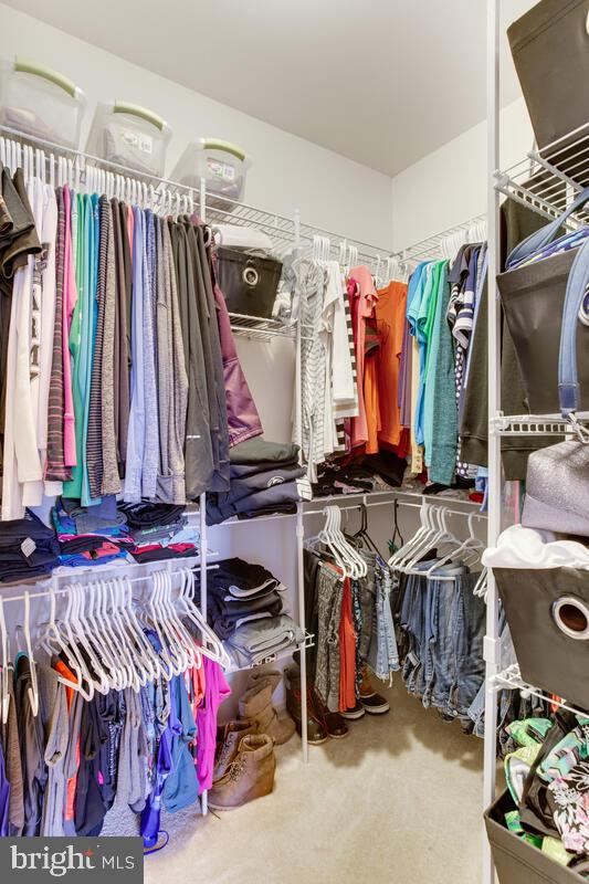 WHITE OAK VILLAGE SUB - Residential