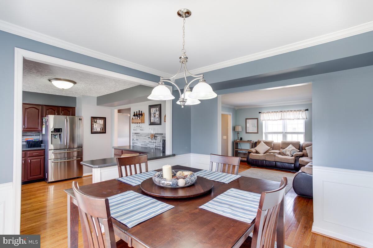 WHITE OAK VILLAGE SUB - Residential