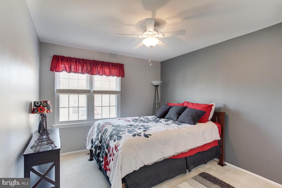 WHITE OAK VILLAGE SUB - Residential