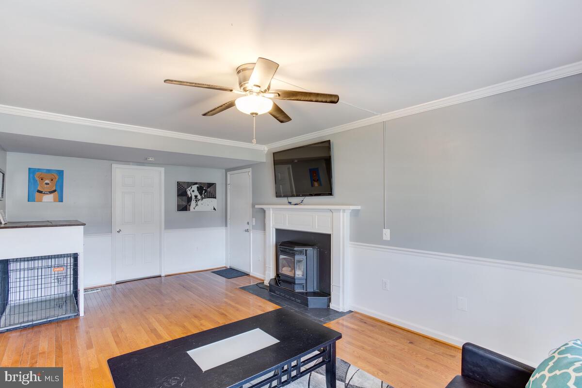 WHITE OAK VILLAGE SUB - Residential