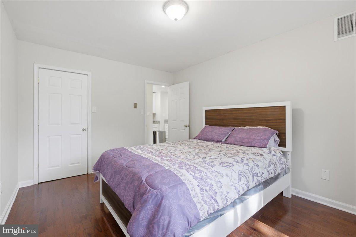 PEMBROOKE - Residential