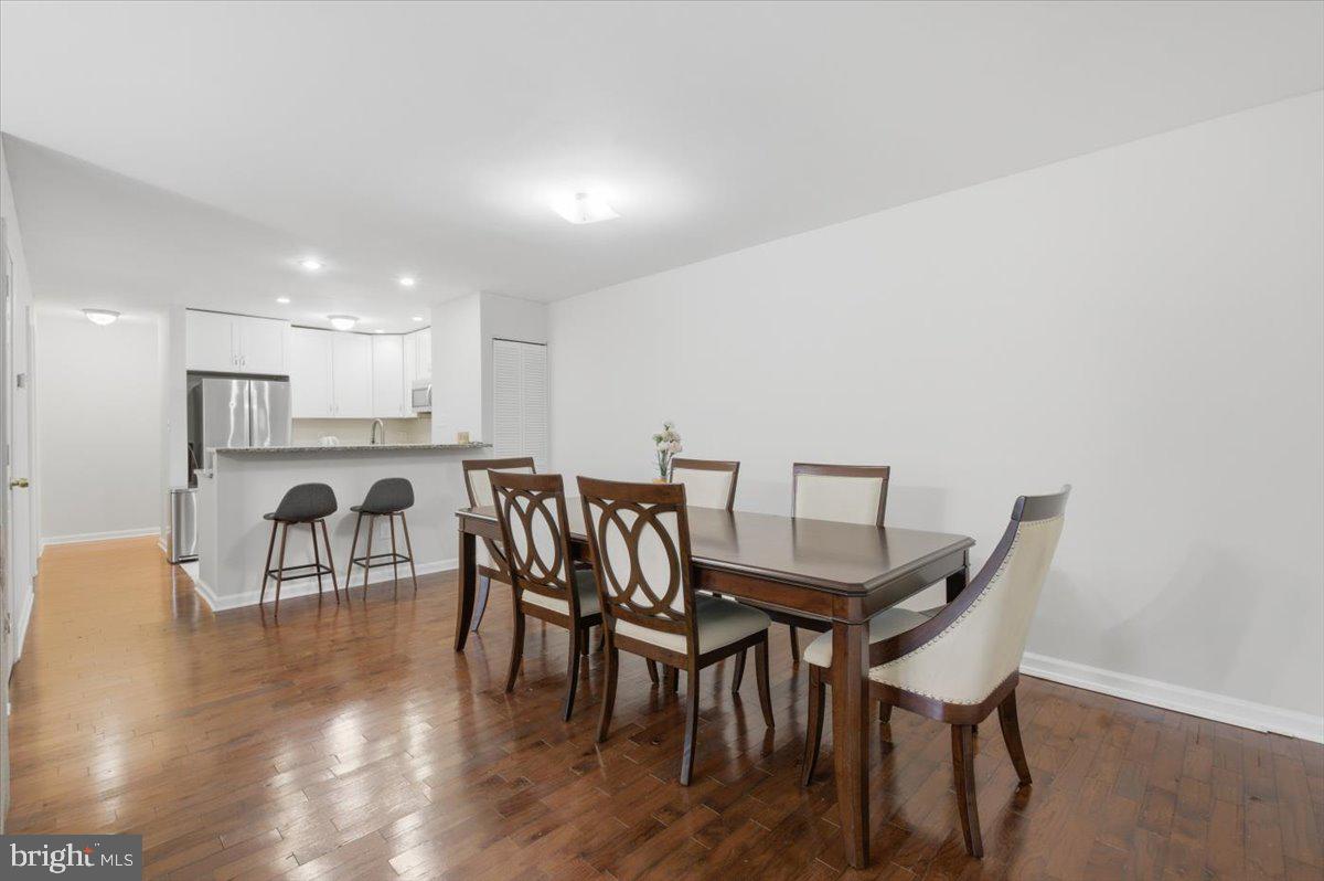 PEMBROOKE - Residential