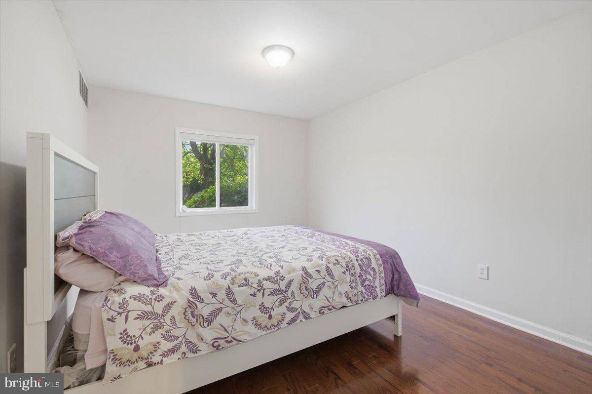 PEMBROOKE - Residential