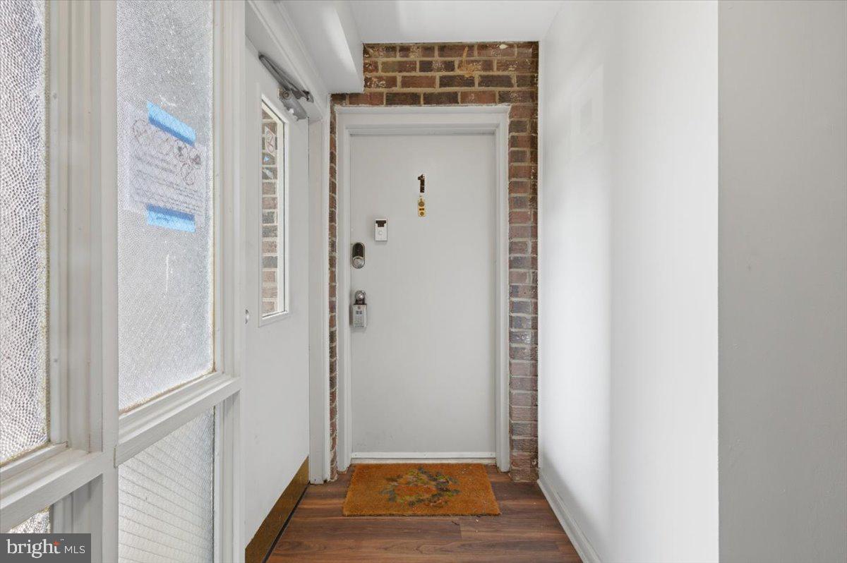 PEMBROOKE - Residential