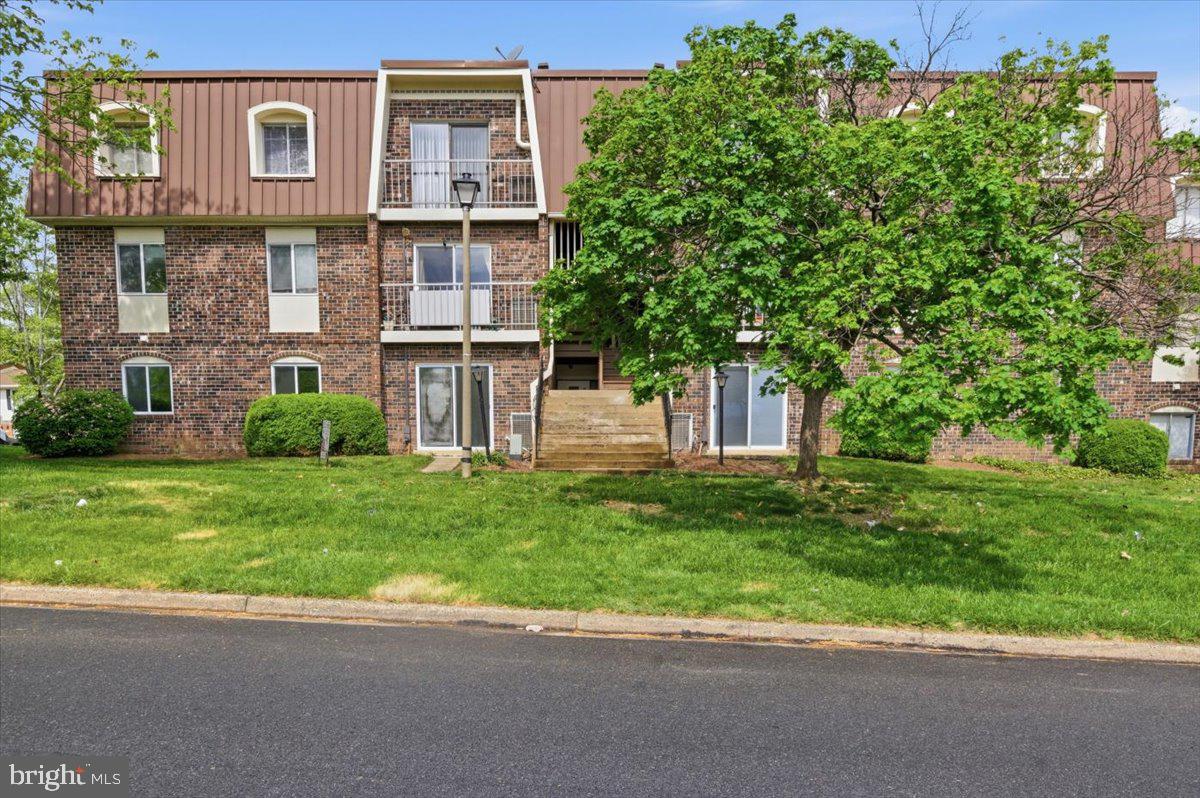 PEMBROOKE - Residential