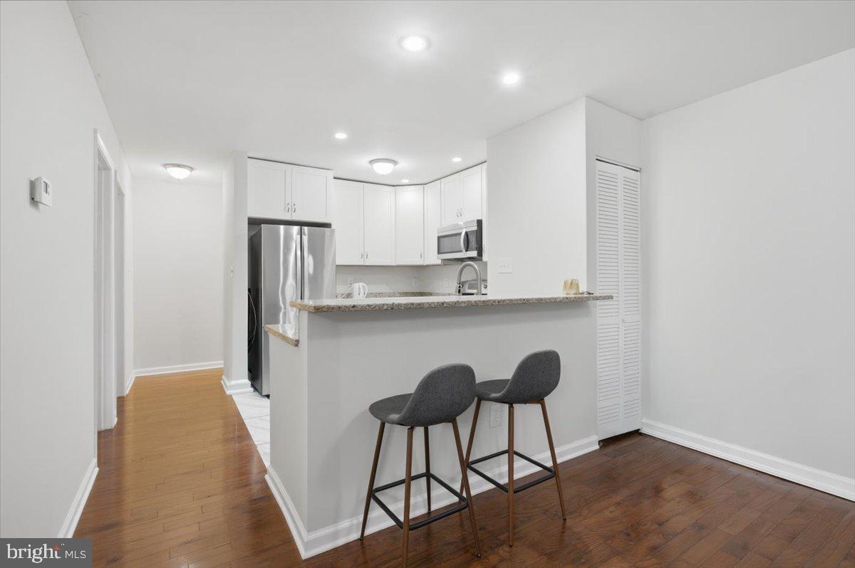 PEMBROOKE - Residential