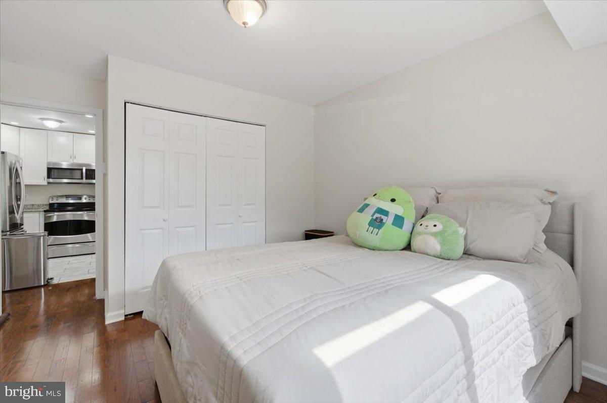 PEMBROOKE - Residential