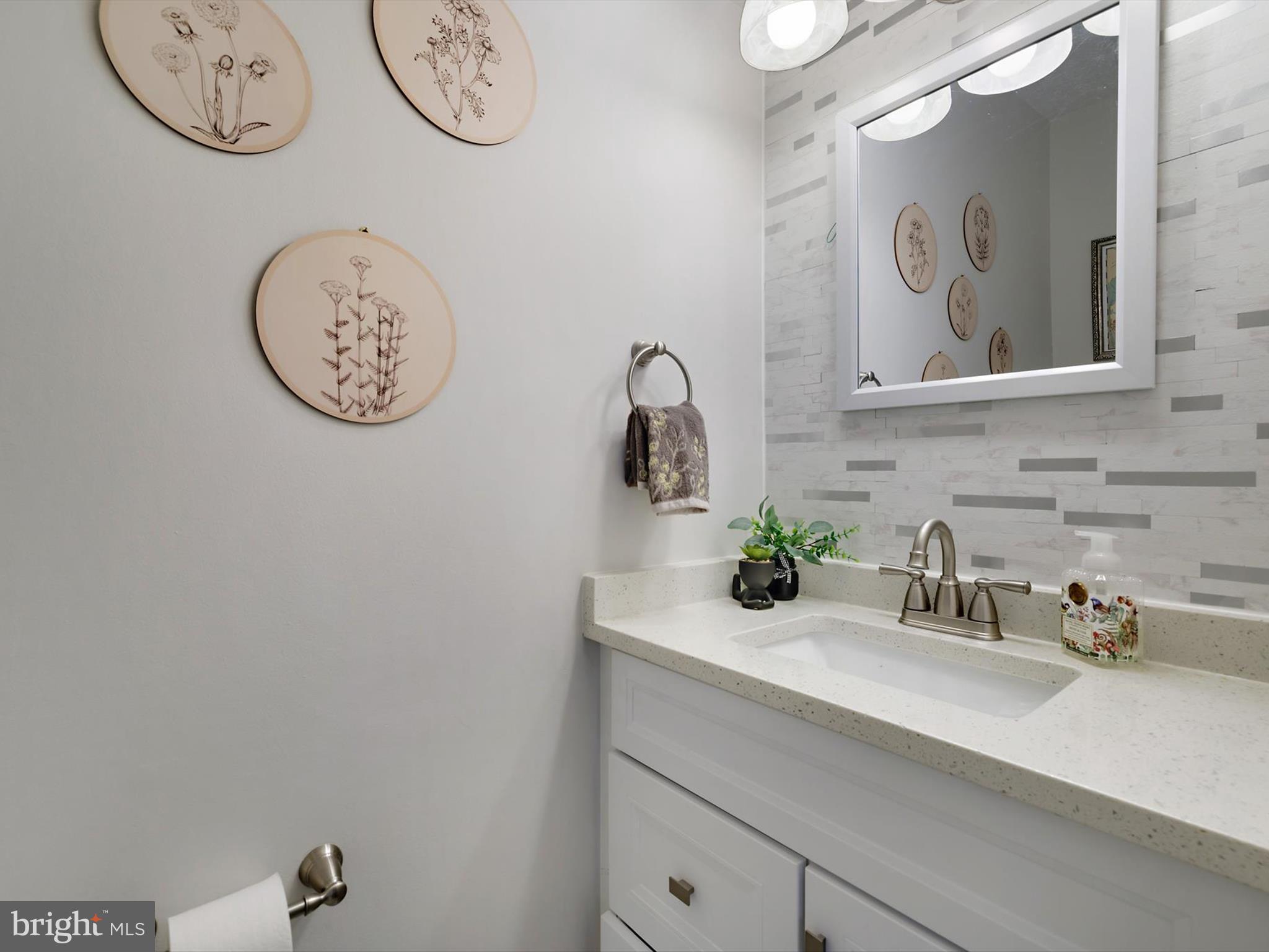 KINGS CONTRIVANCE - Residential