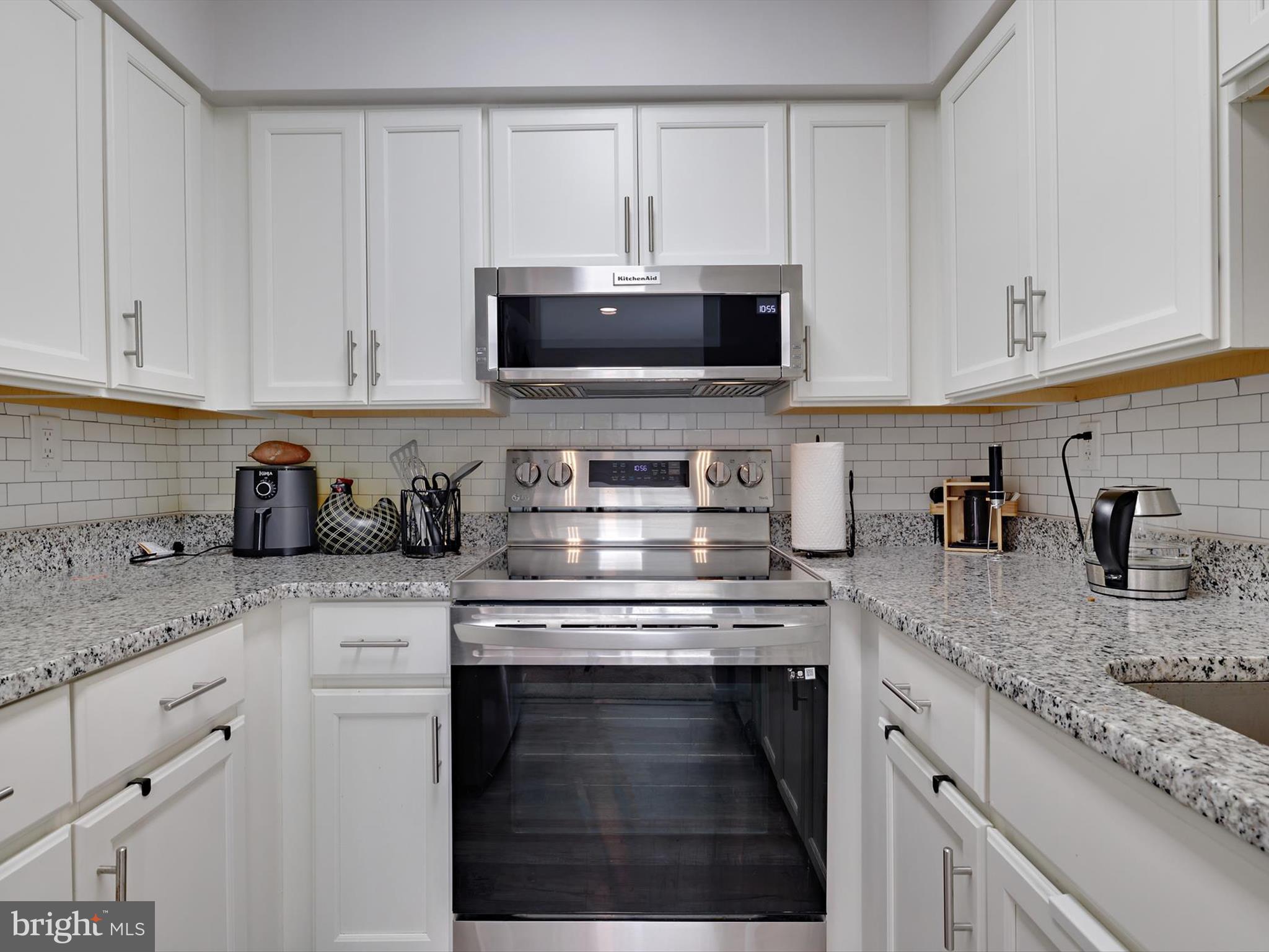 KINGS CONTRIVANCE - Residential