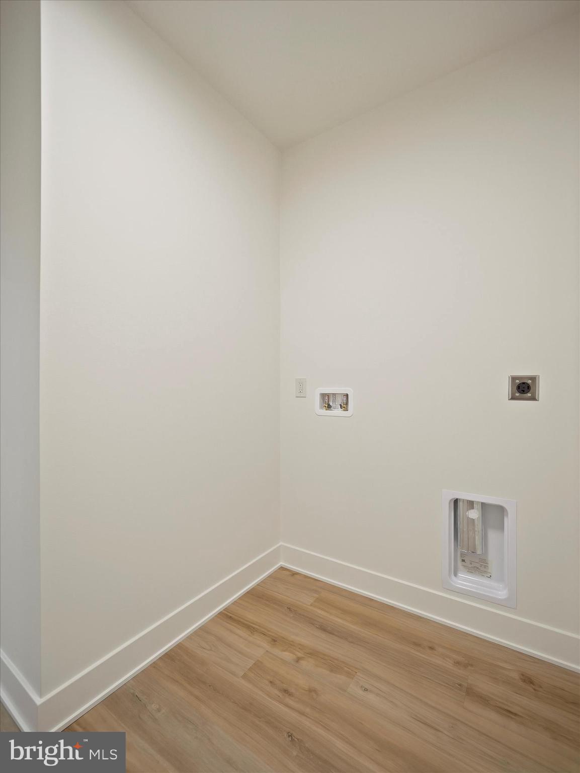 SPRING VALLEY - Residential