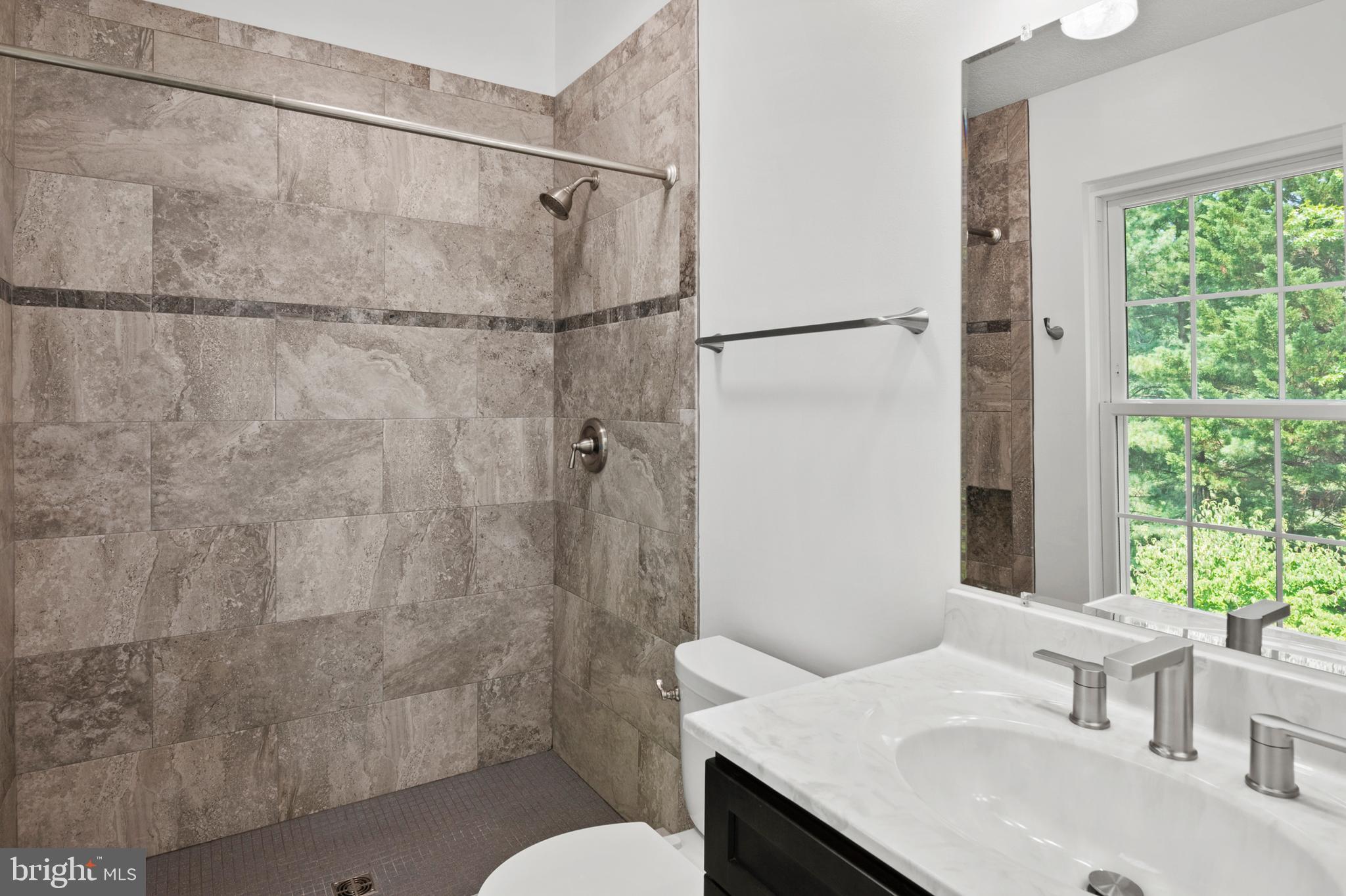 ARBORSIDE AT KENDALL RIDGE - Residential