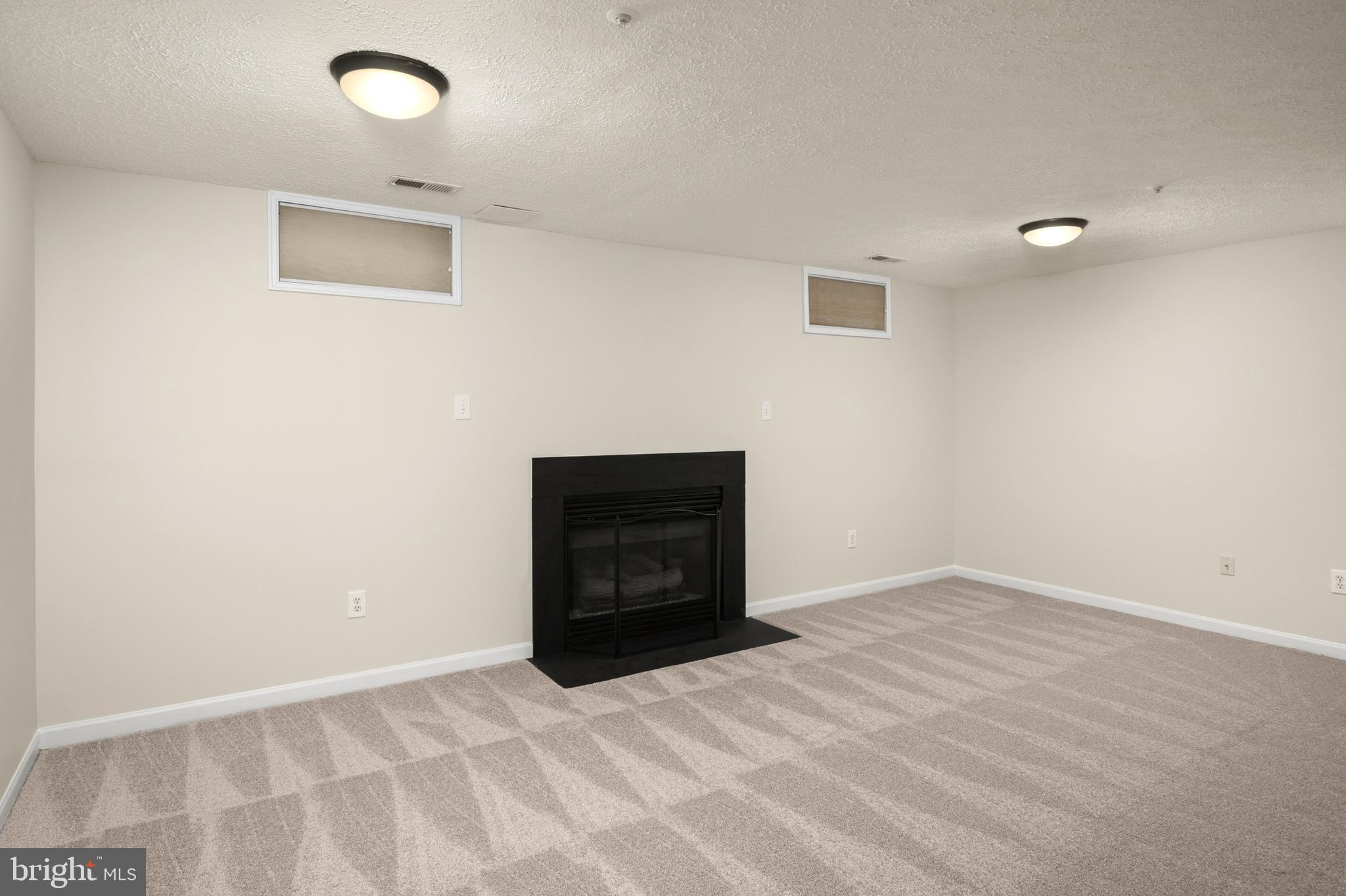 ARBORSIDE AT KENDALL RIDGE - Residential