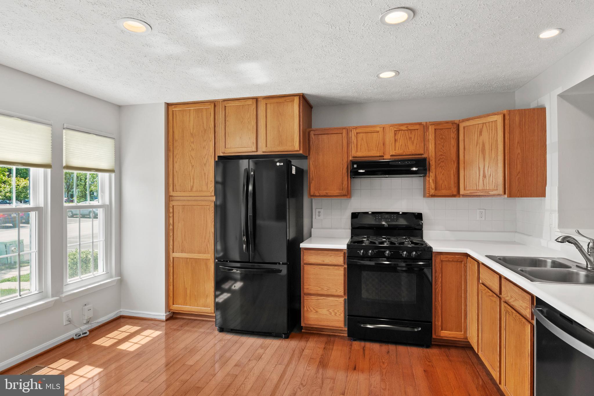 ARBORSIDE AT KENDALL RIDGE - Residential