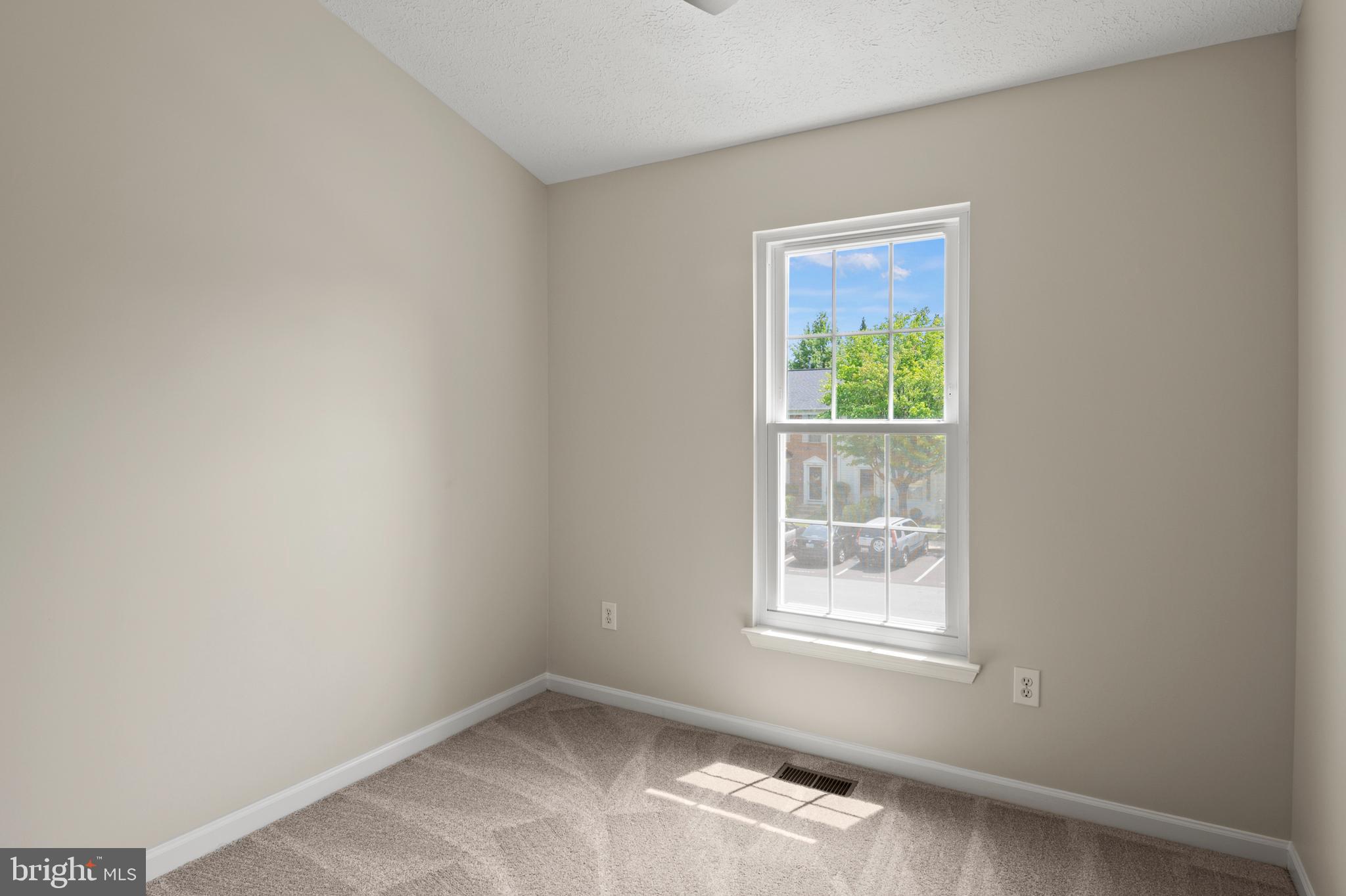 ARBORSIDE AT KENDALL RIDGE - Residential