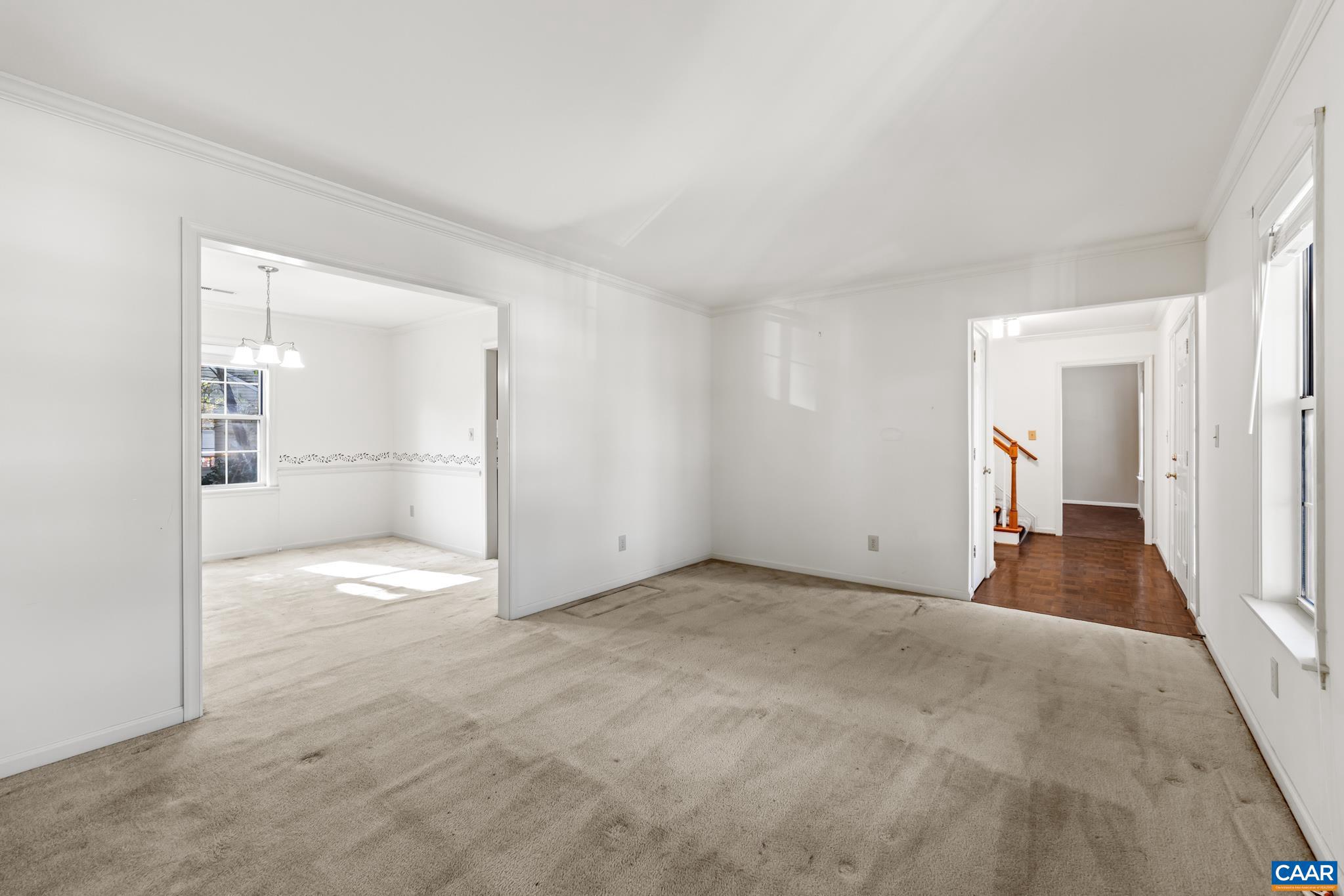 FOREST LAKES - Residential