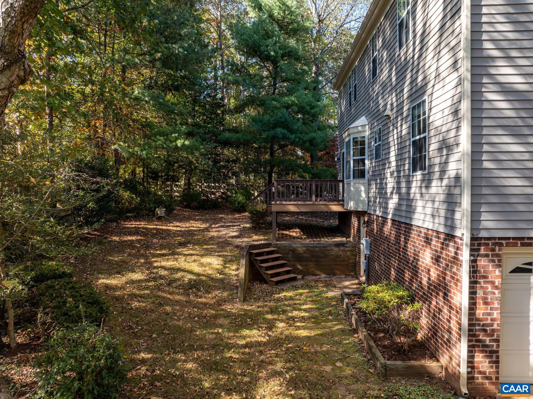 FOREST LAKES - Residential