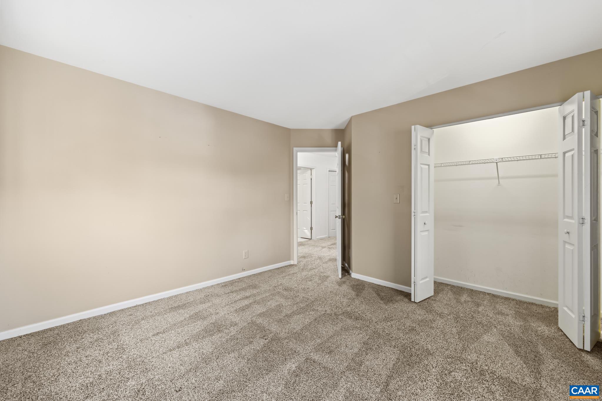 FOREST LAKES - Residential