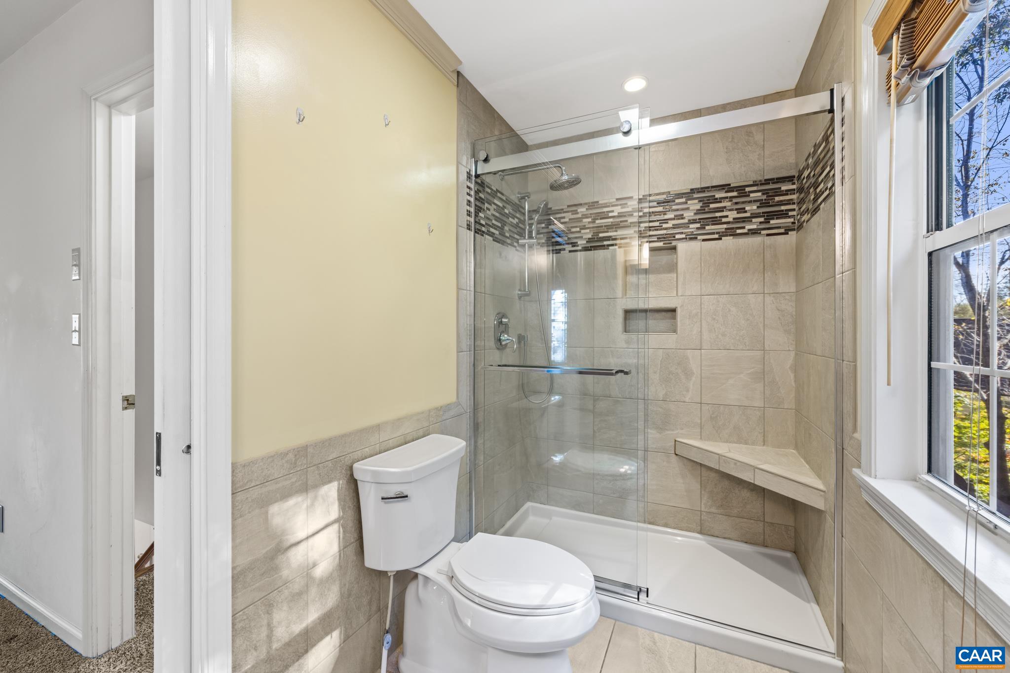 FOREST LAKES - Residential