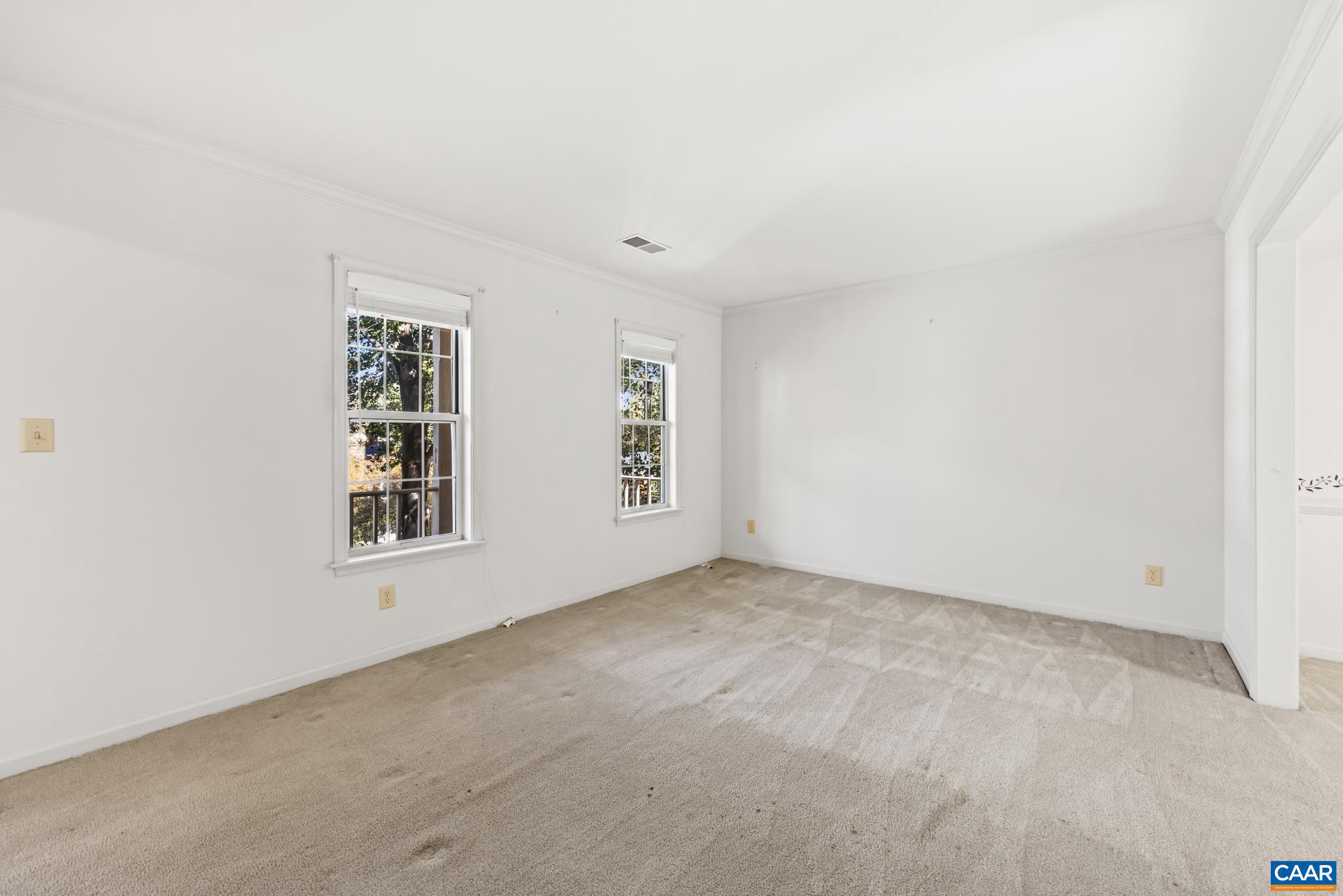 FOREST LAKES - Residential