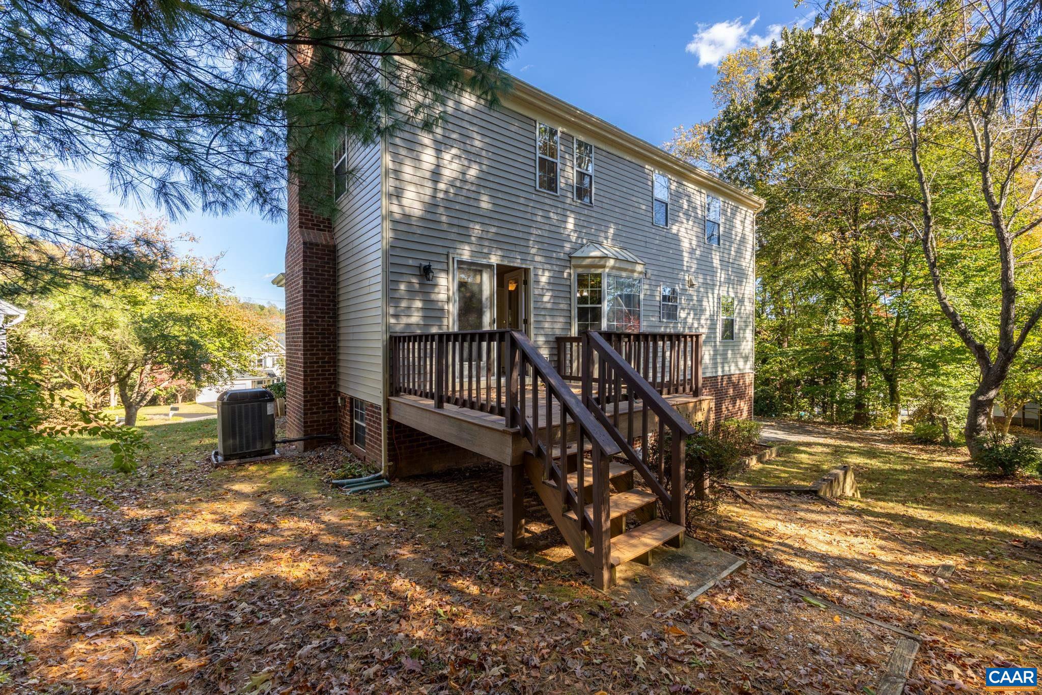 FOREST LAKES - Residential