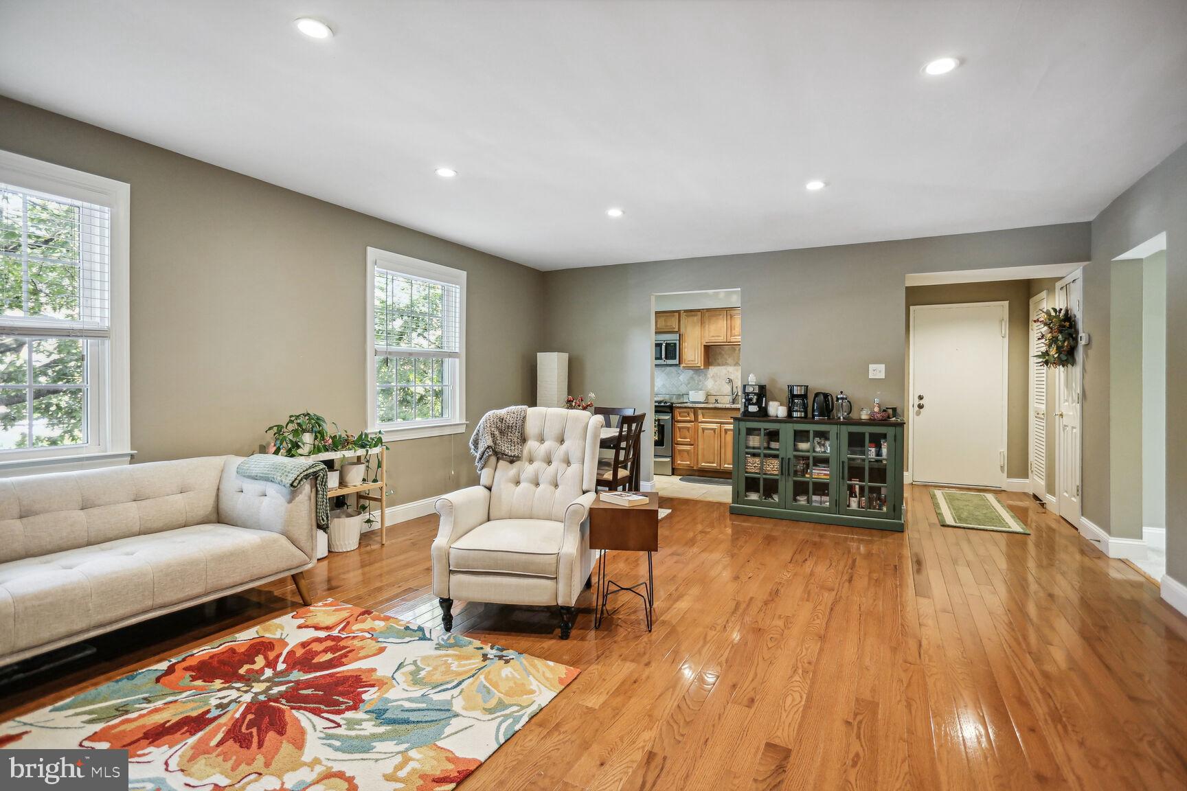 ROCK CREEK GARDENS - Residential Lease