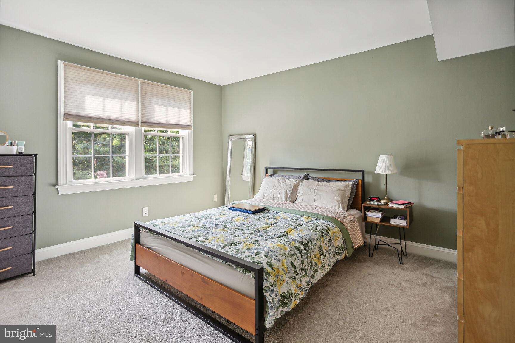 ROCK CREEK GARDENS - Residential Lease