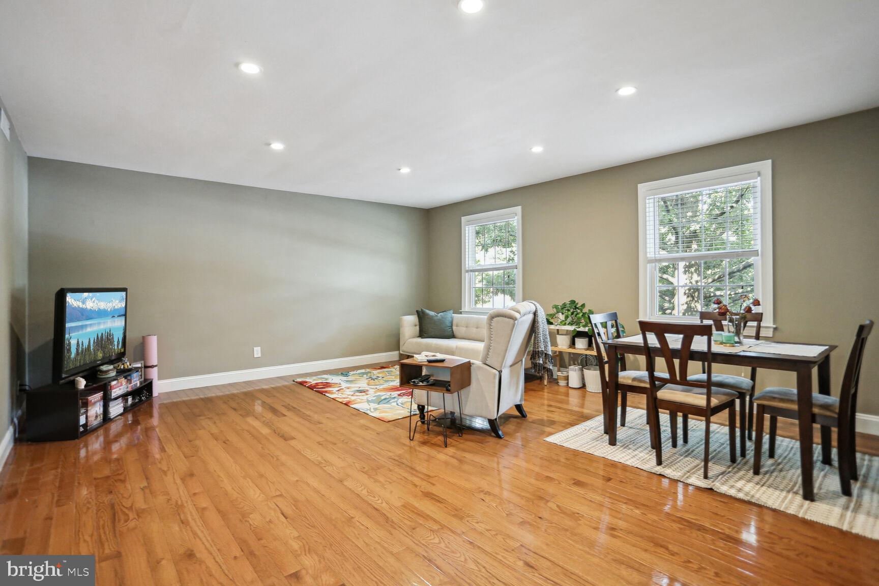 ROCK CREEK GARDENS - Residential Lease