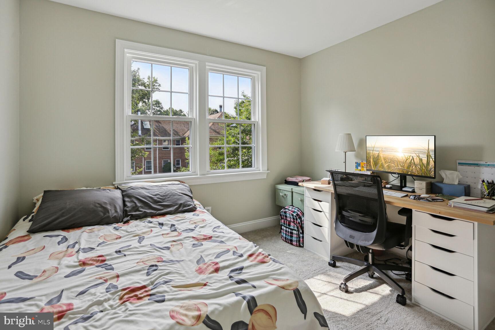 ROCK CREEK GARDENS - Residential Lease