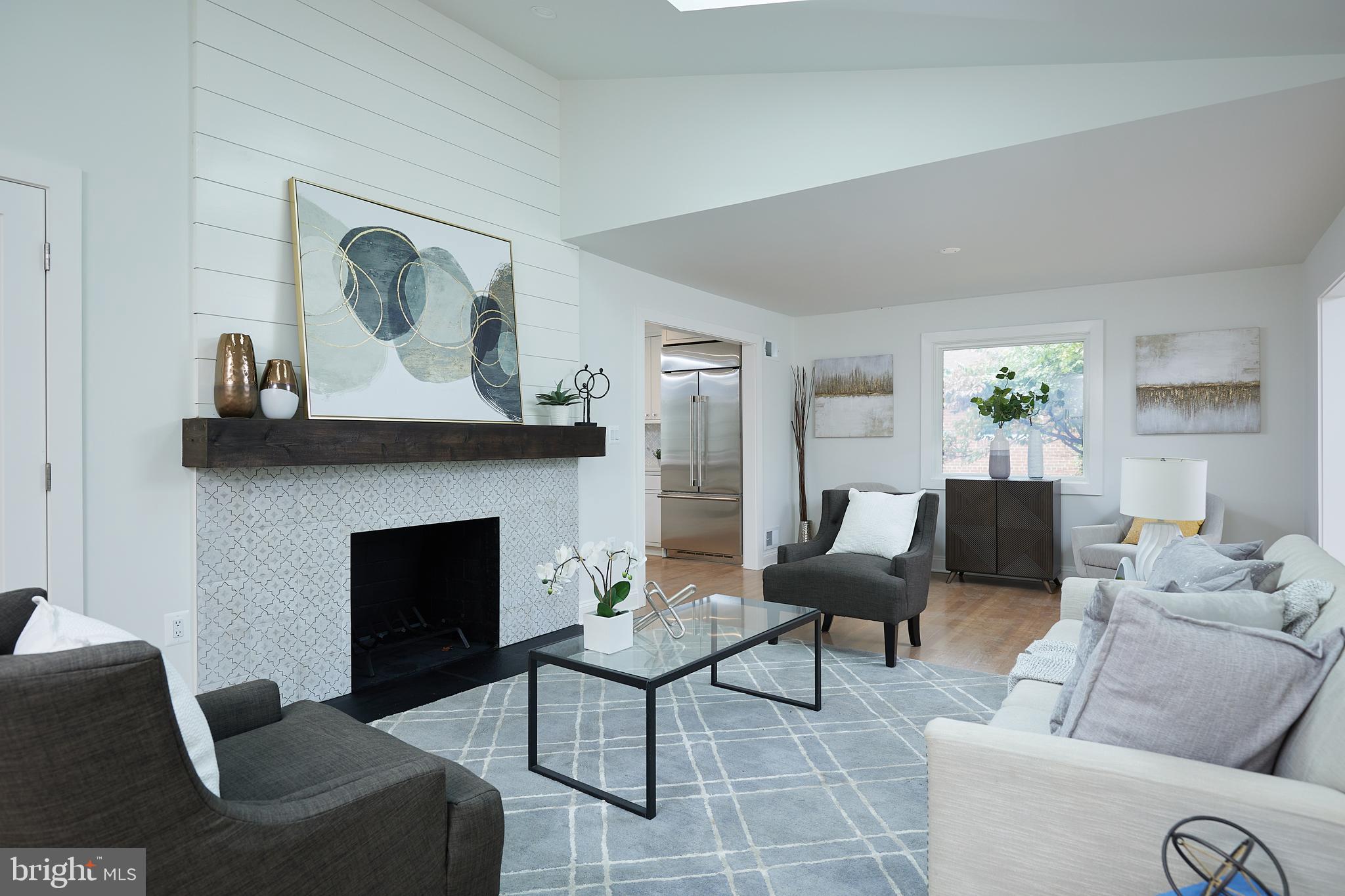 TULIP HILL - Residential