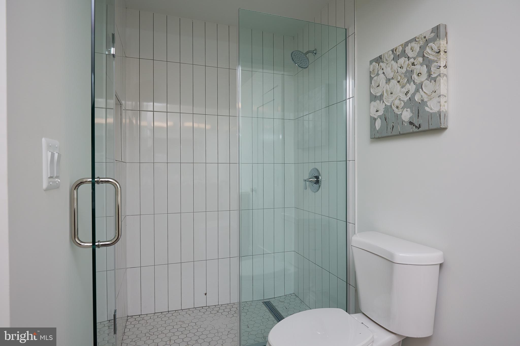 TULIP HILL - Residential