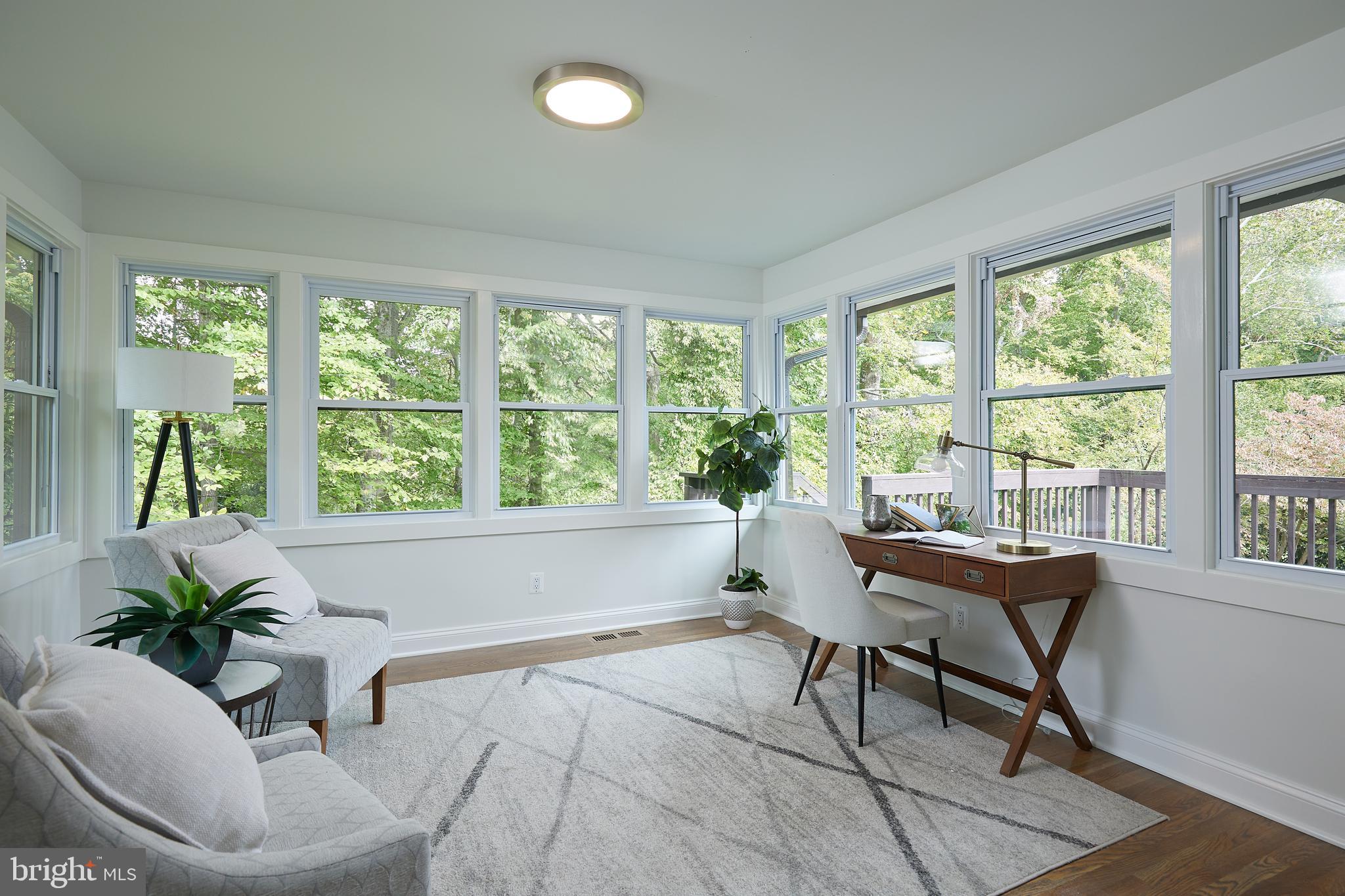 TULIP HILL - Residential