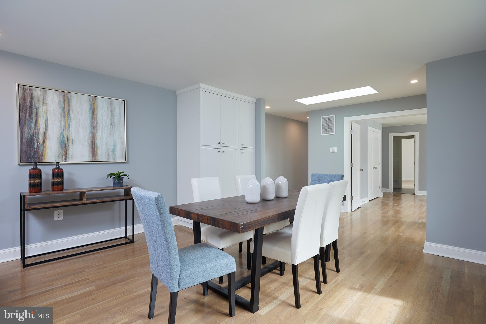 TULIP HILL - Residential