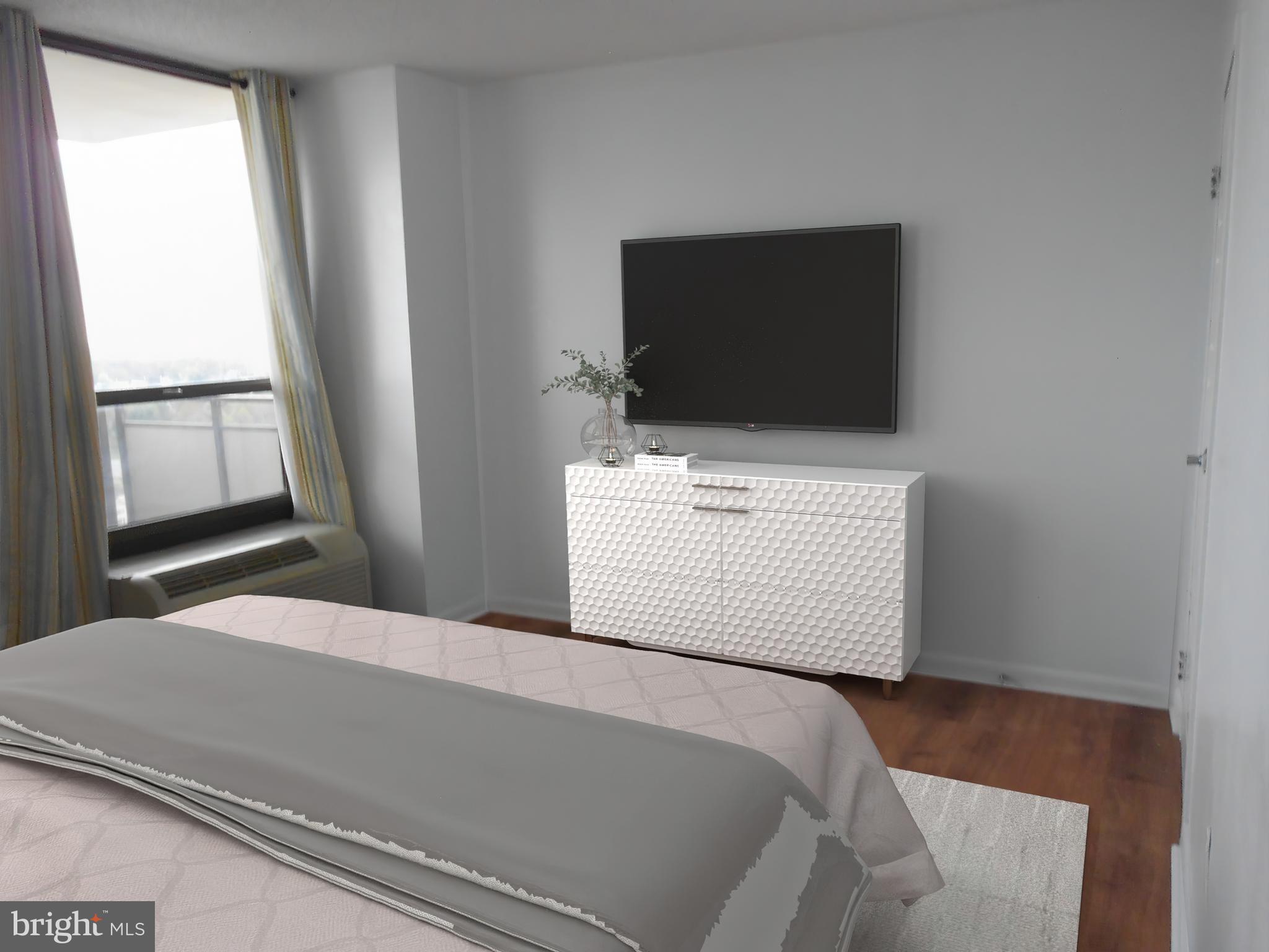 RIDGELY TOWSON CENTER - Residential