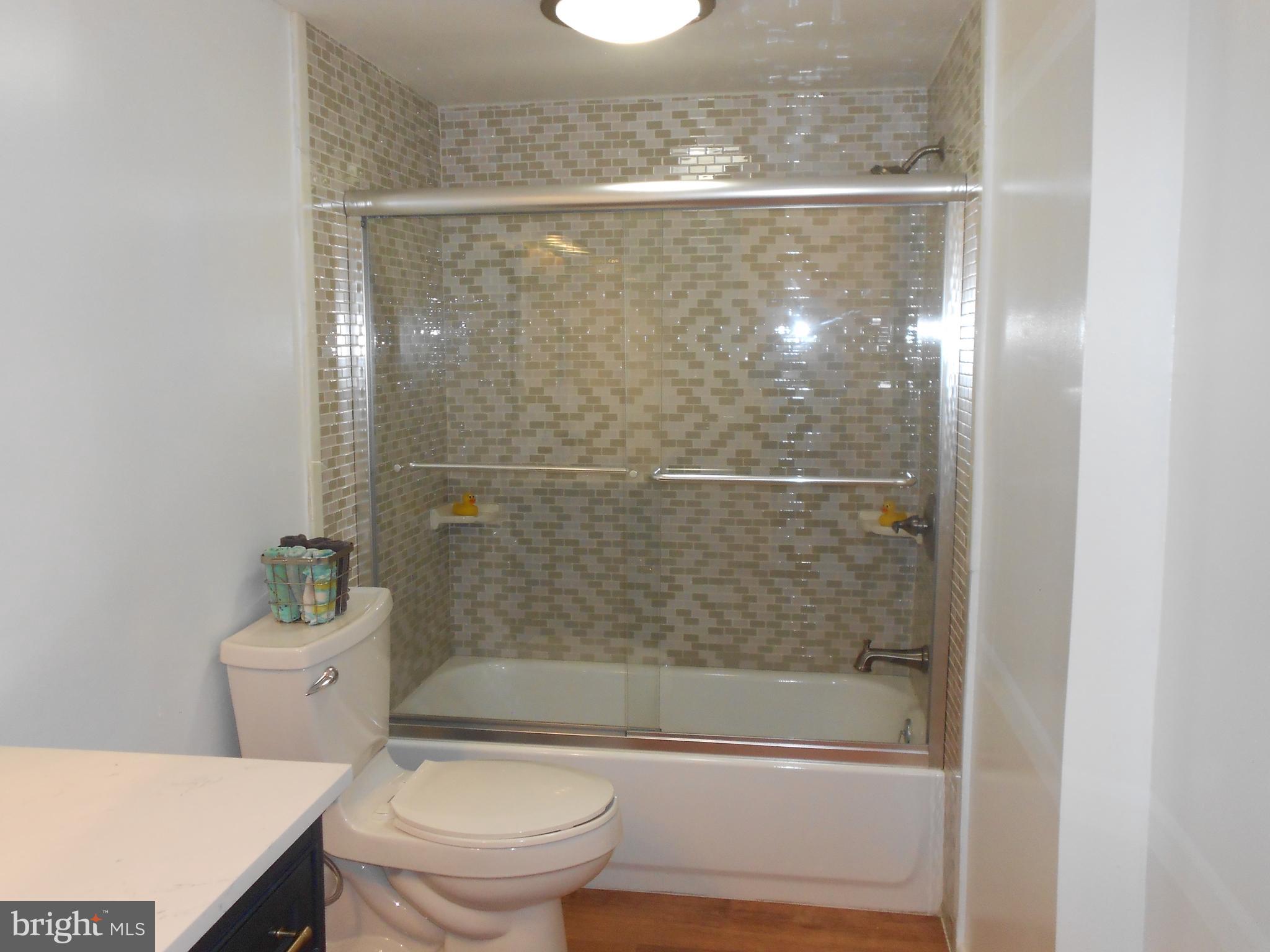 RIDGELY TOWSON CENTER - Residential