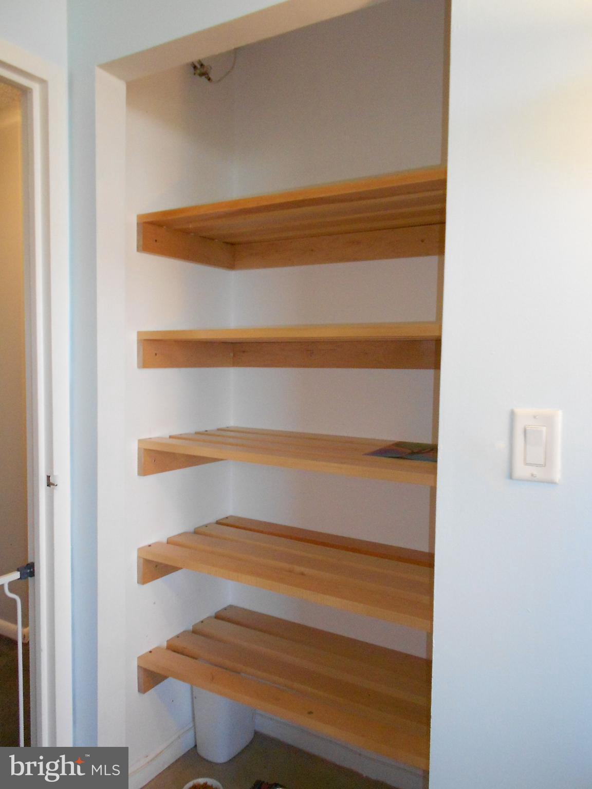 RIDGELY TOWSON CENTER - Residential