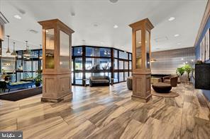 RIDGELY TOWSON CENTER - Residential