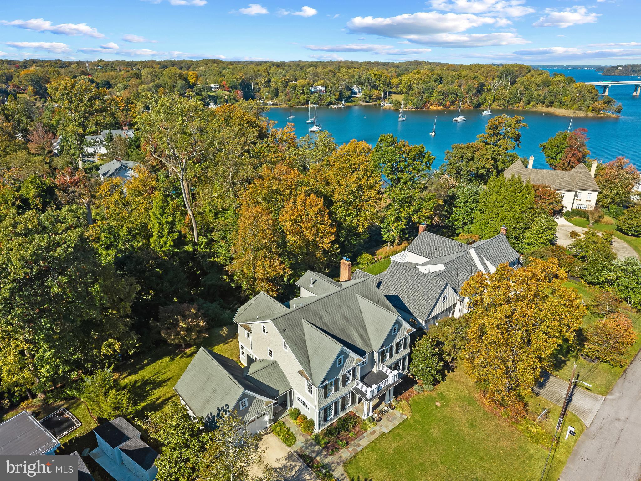 219 WARDOUR DRIVE