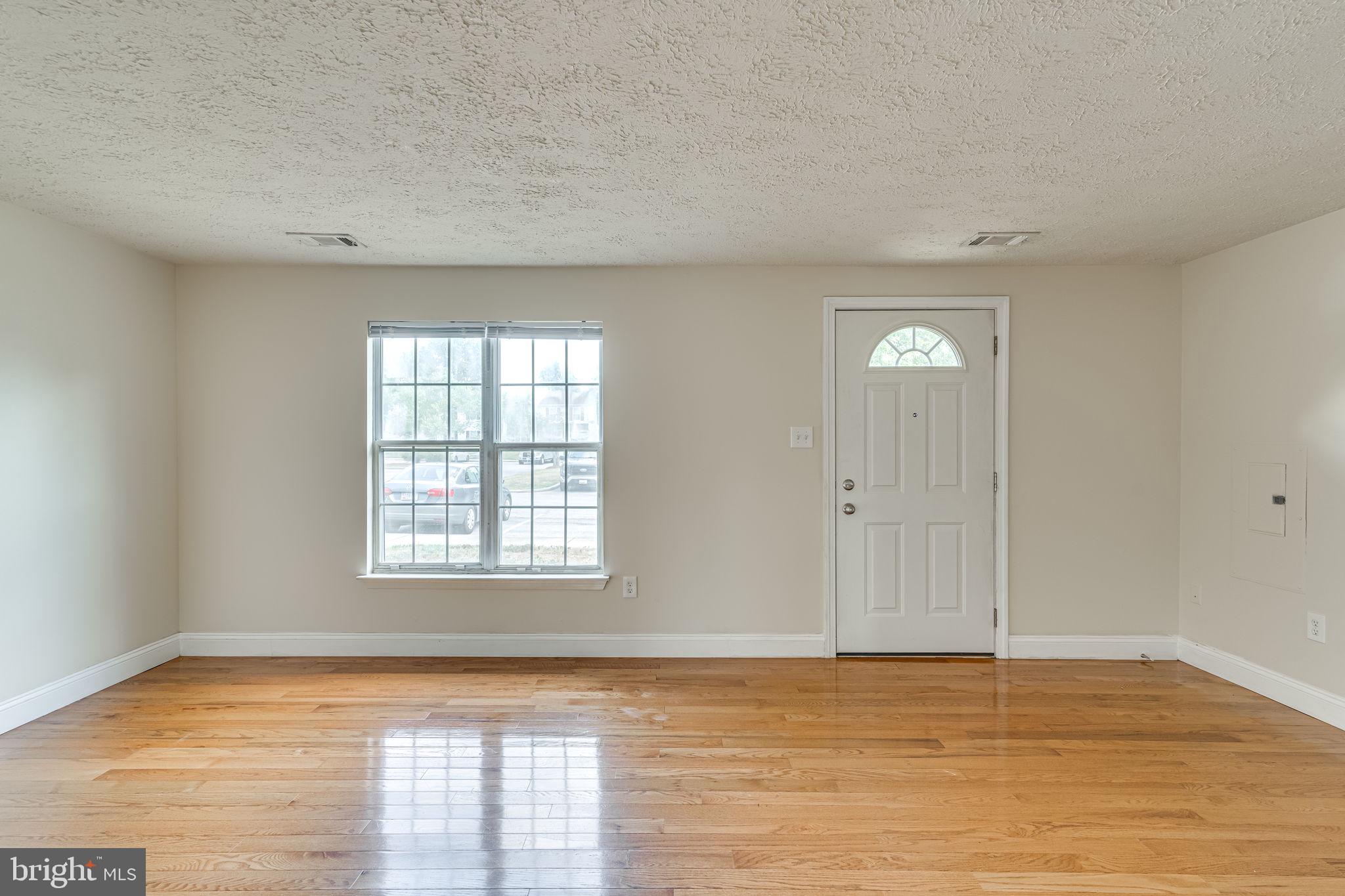 TANGLEWOOD TOWNHOMES - Residential