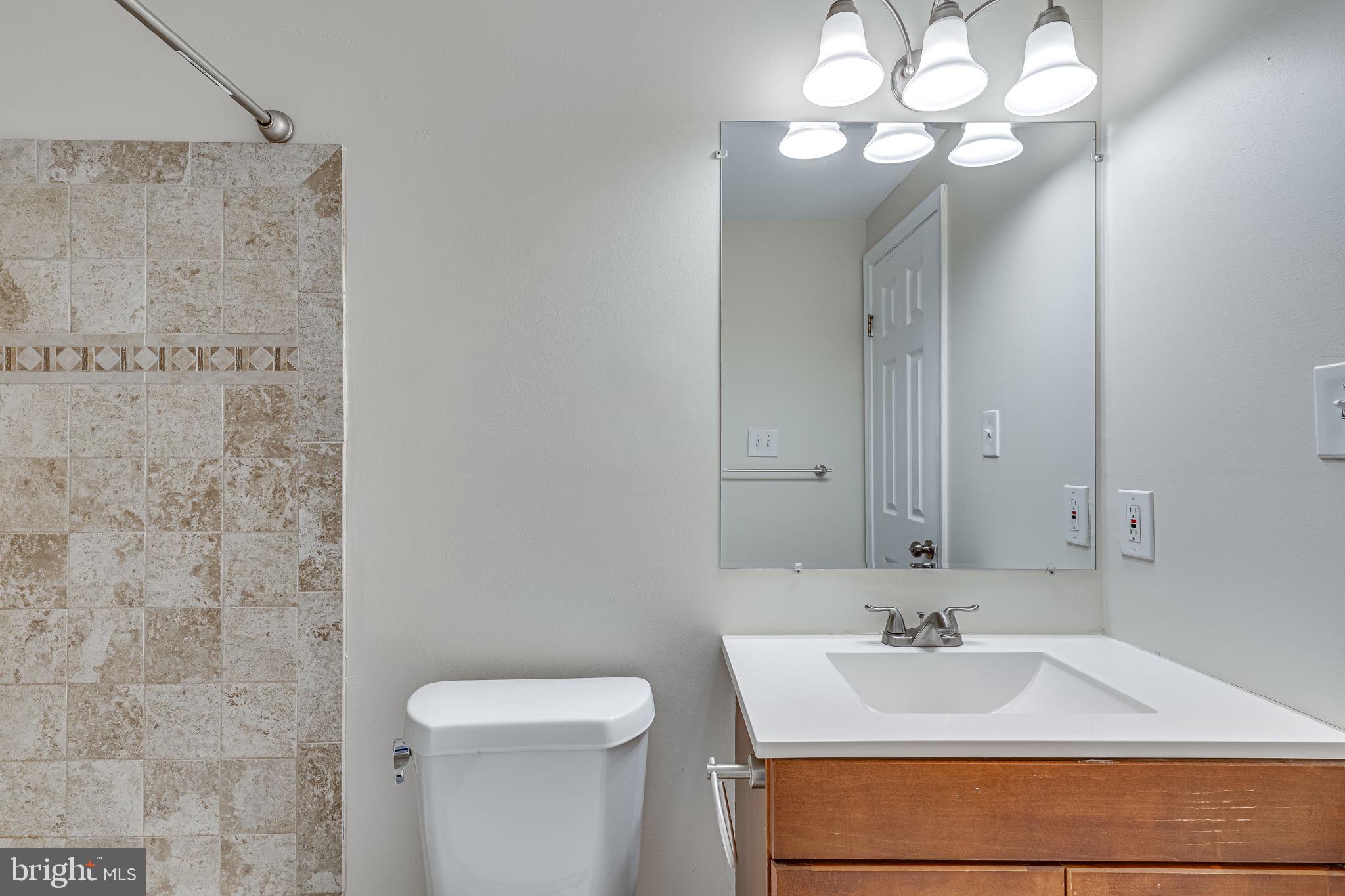 TANGLEWOOD TOWNHOMES - Residential