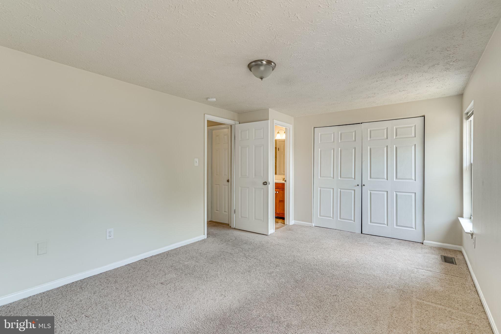 TANGLEWOOD TOWNHOMES - Residential